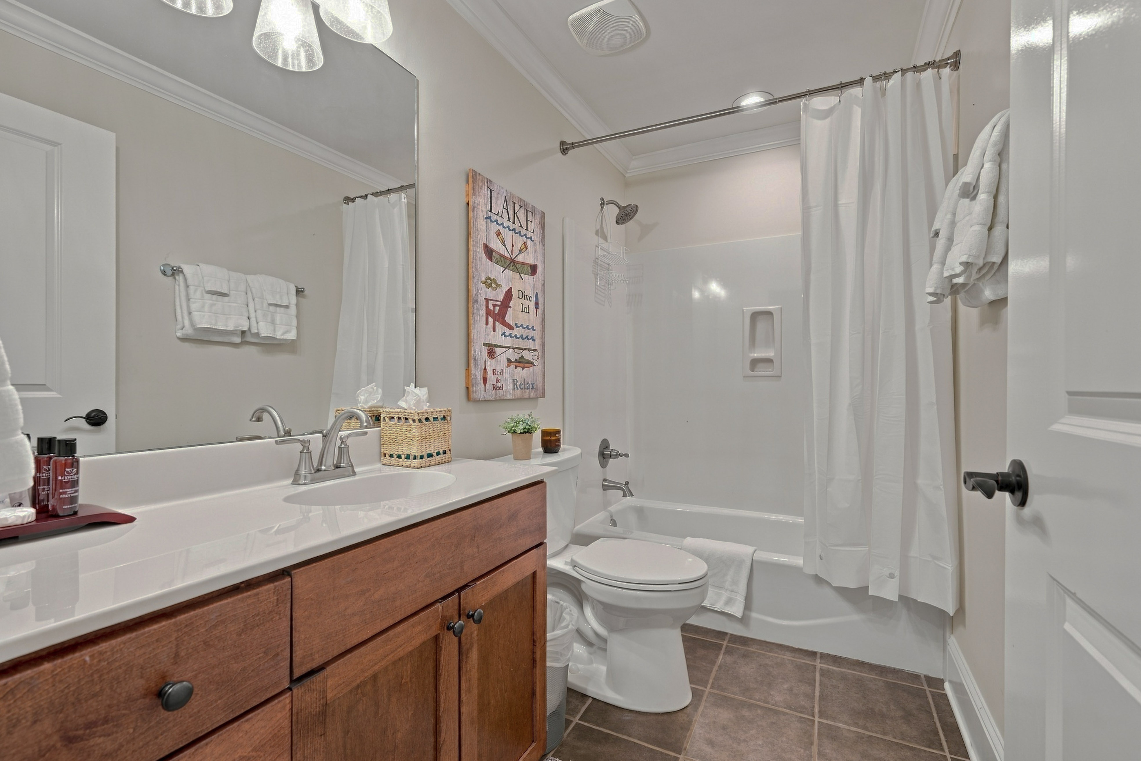 1050F Portage Trail image 32